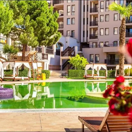 Reina Barcelo Apartman