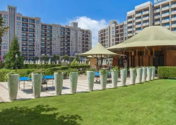 Апартамент Reina Barcelo *